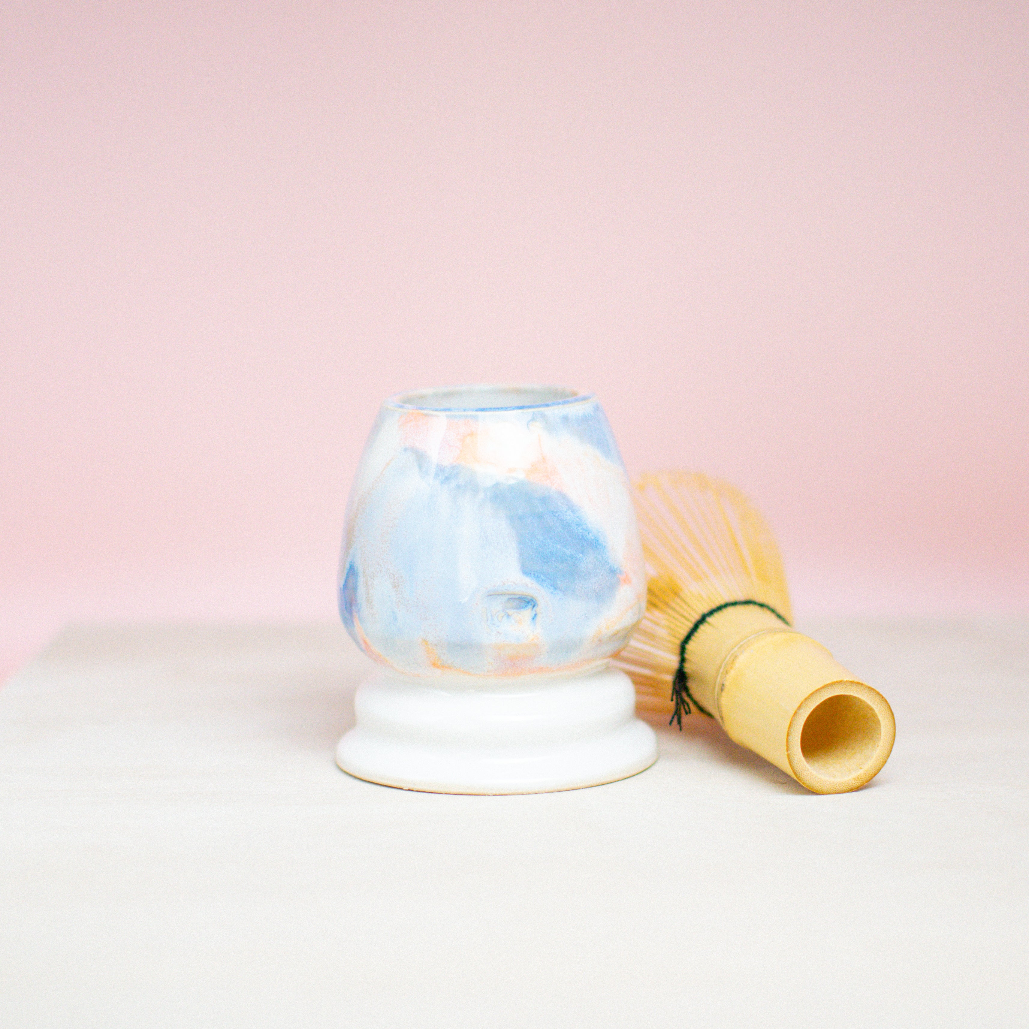 whisk holder daydream