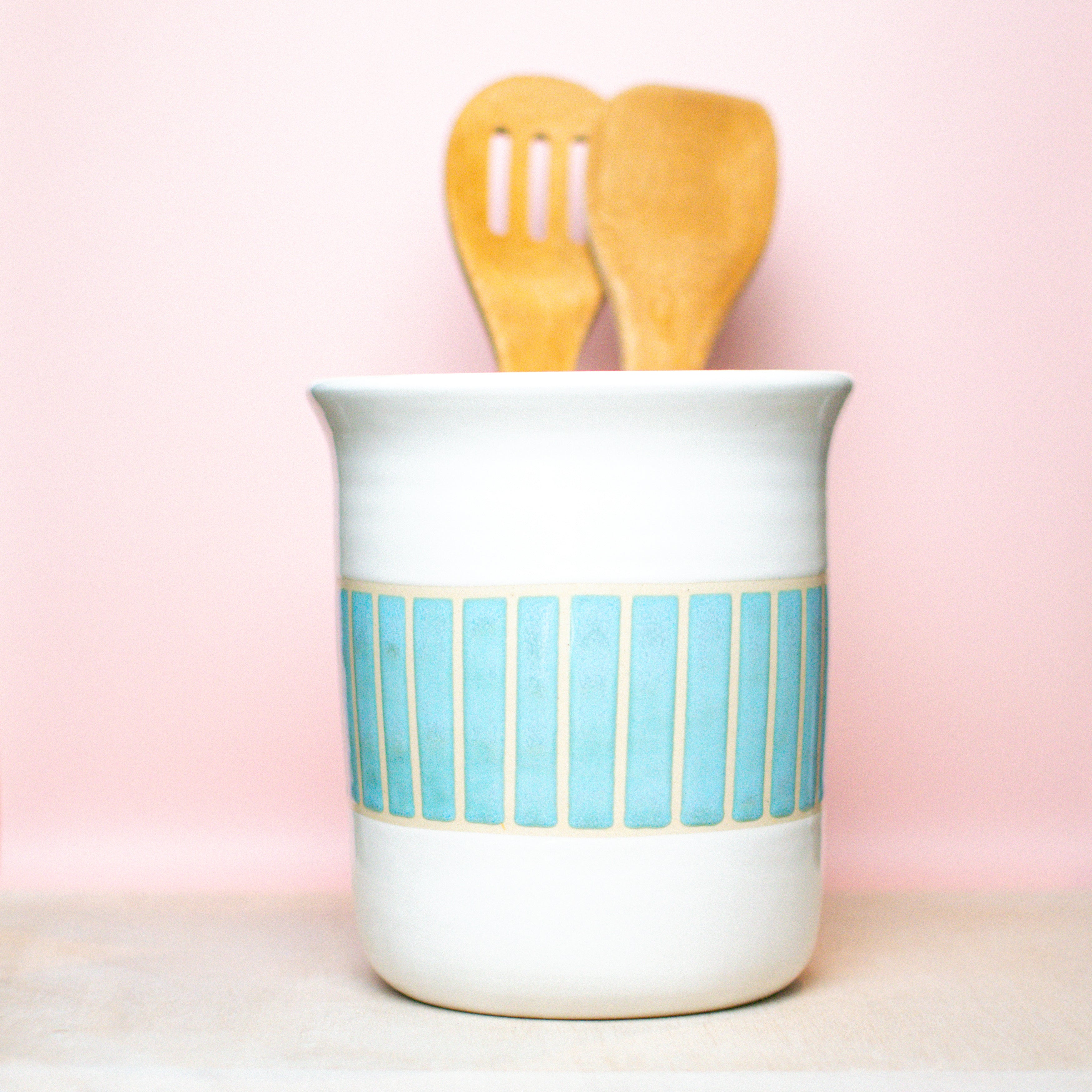 kitchen utensil holder skye