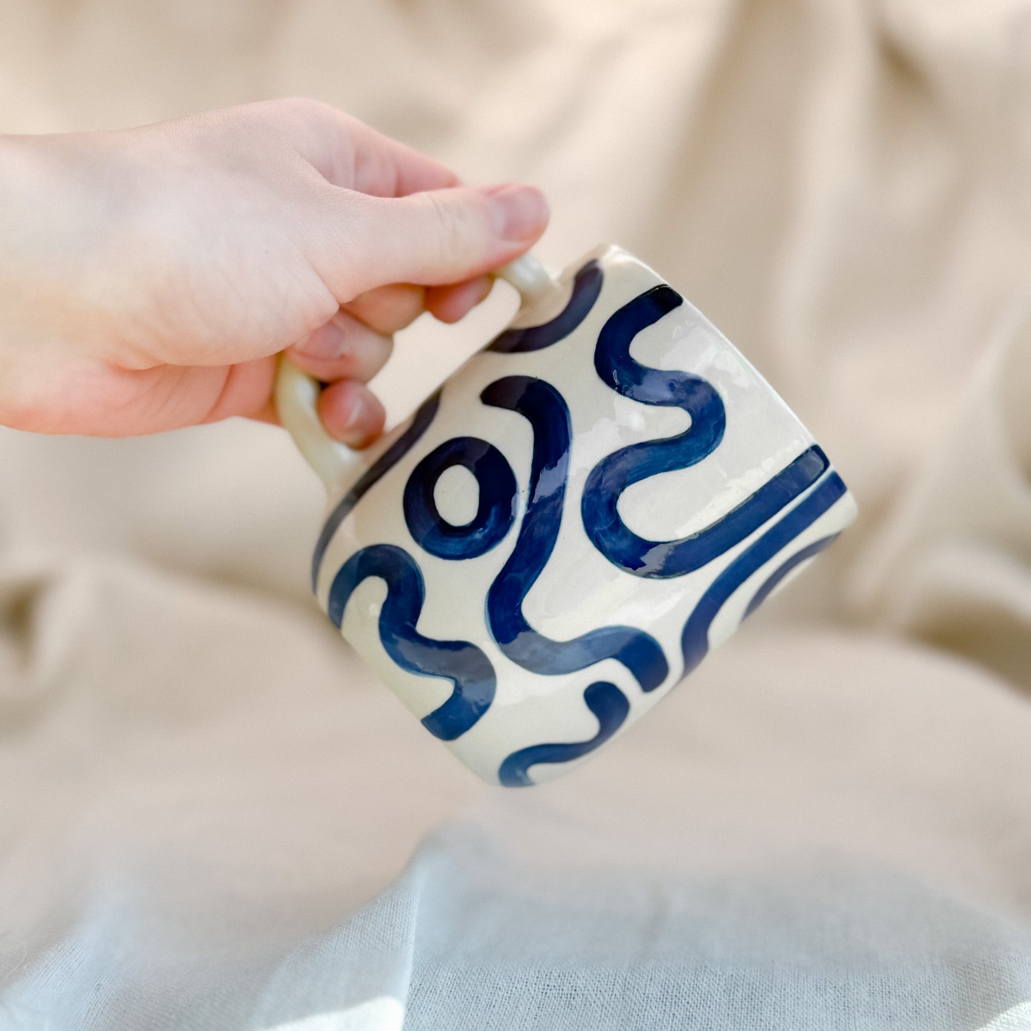 blue pattern classic cup