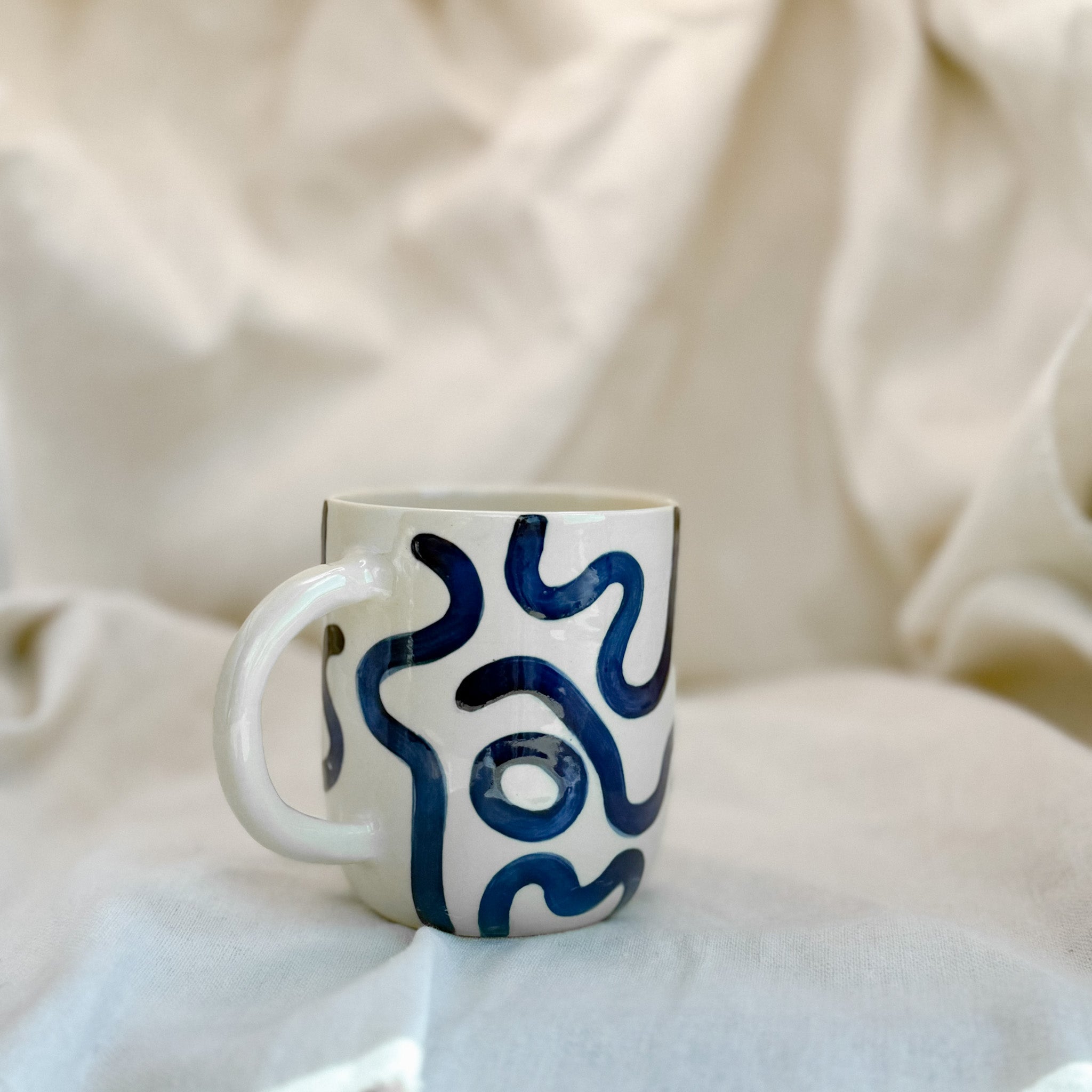 blue pattern classic cup