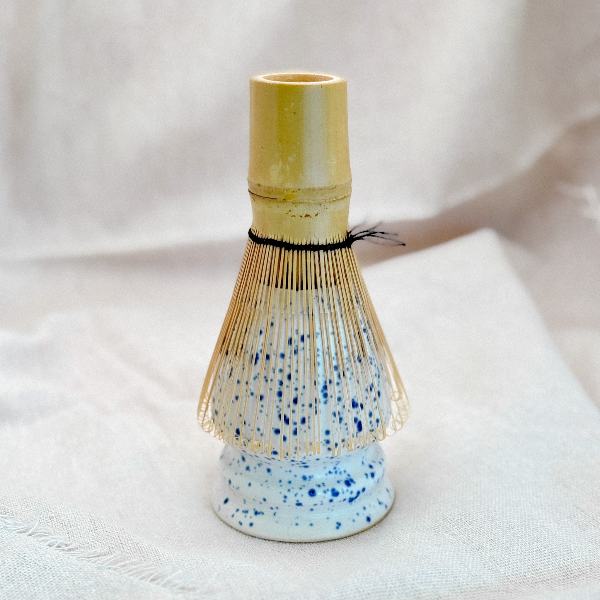 splatter whisk holder