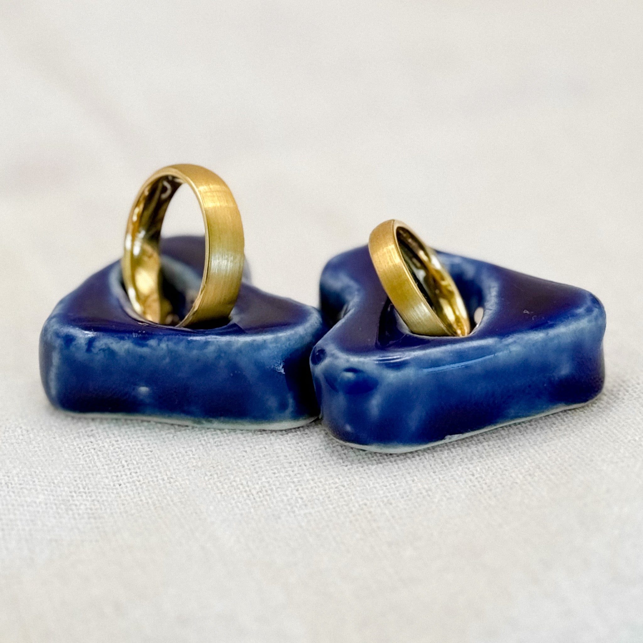 cobalt ring holder