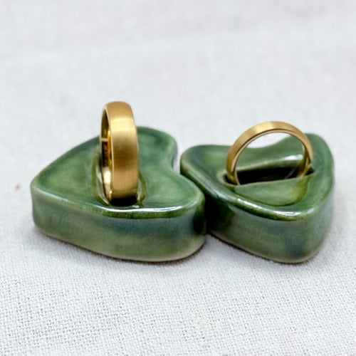 forest ring holder